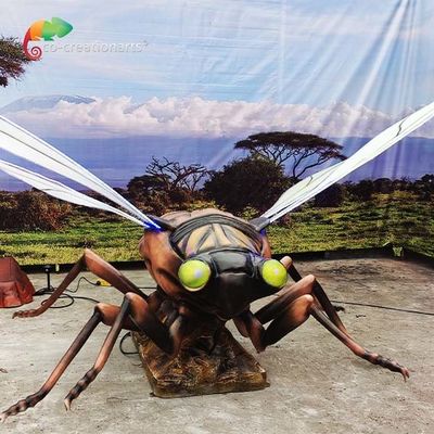 Wodoodporne animatroniczne owady cykada