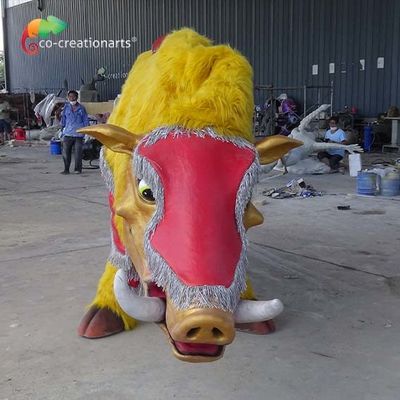 kupować Śniegoodporny żółty kostium dzika Animatronics dla dwóch osób dorosłych online manufacture