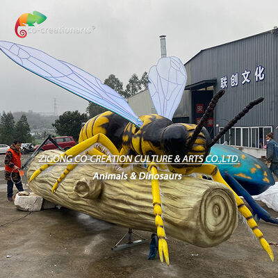 Gigantyczne animatroniczne owady - Gigantyczna animatroniczna pszczoła do dekoracji parków rozrywki